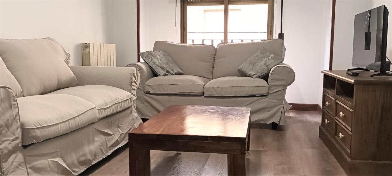 Nice 2 Bedrooms Madrid Downtown ภายนอก รูปภาพ